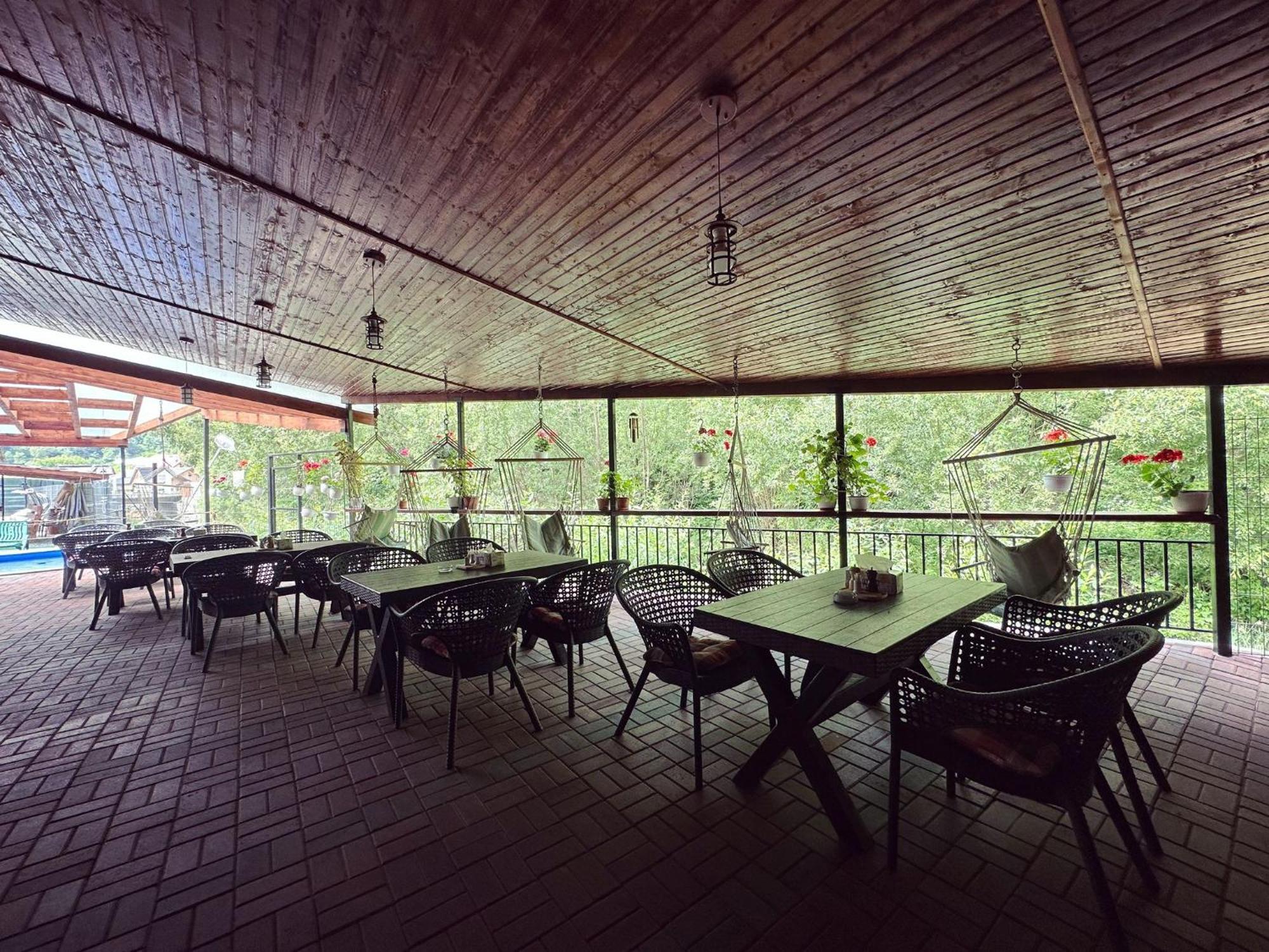 Maison Platanus Voineasa Buitenkant foto